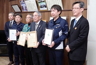 写真：2026年1月22日贈呈式写真(1)