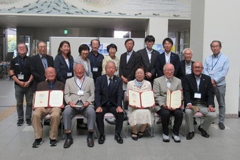 いしかり市民カレッジ第32回修了証授与式集合写真
