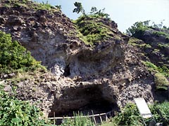岡島洞窟遺跡の写真